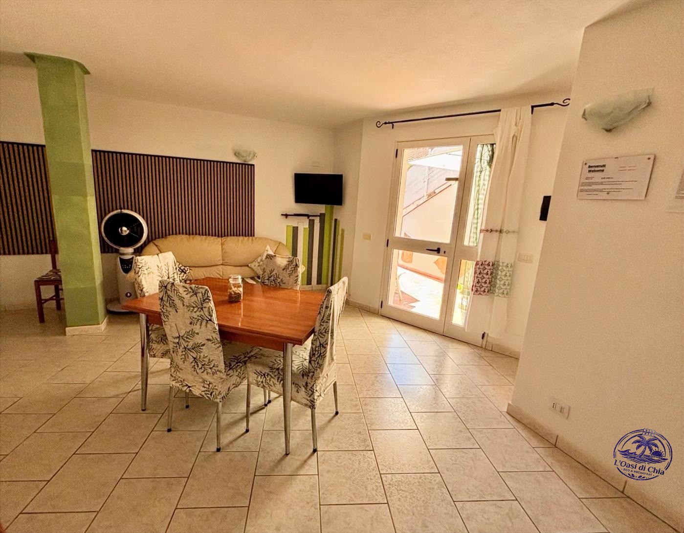 RELAX CAMERA 1.jpg